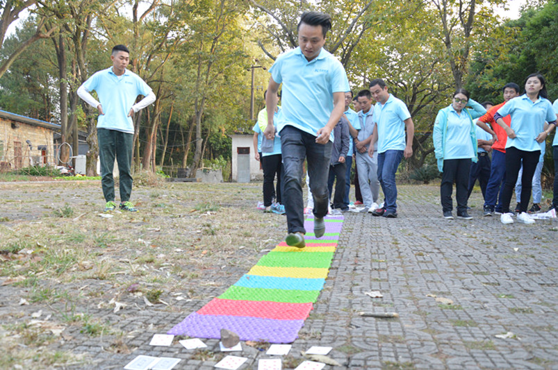 指壓板(2)_副本.jpg 指壓板(2)_副本.jpg